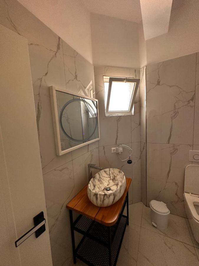 Belle Vue Apartment Ksamil